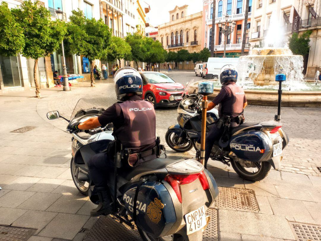 Agentes de Policía Nacional en Jerez