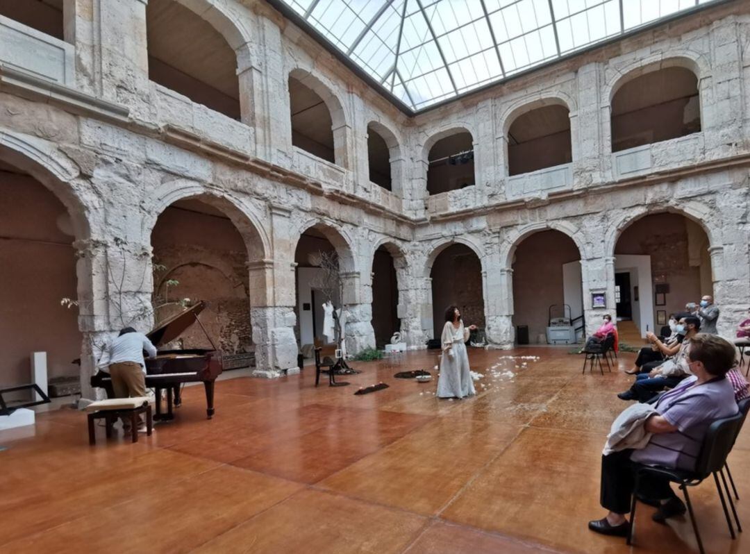 Representación teatral en el Palacio Ducal de Medinaceli