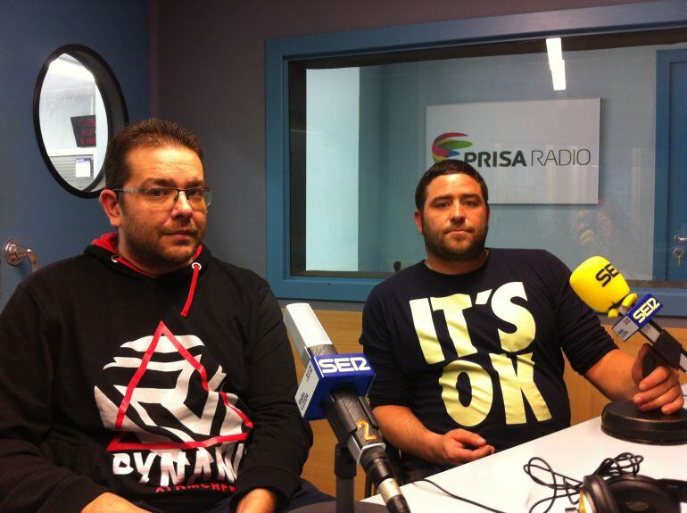 D'esquerra a dreta, Ferran de la Casa i Jacob Nadal als estudis de l'emissora