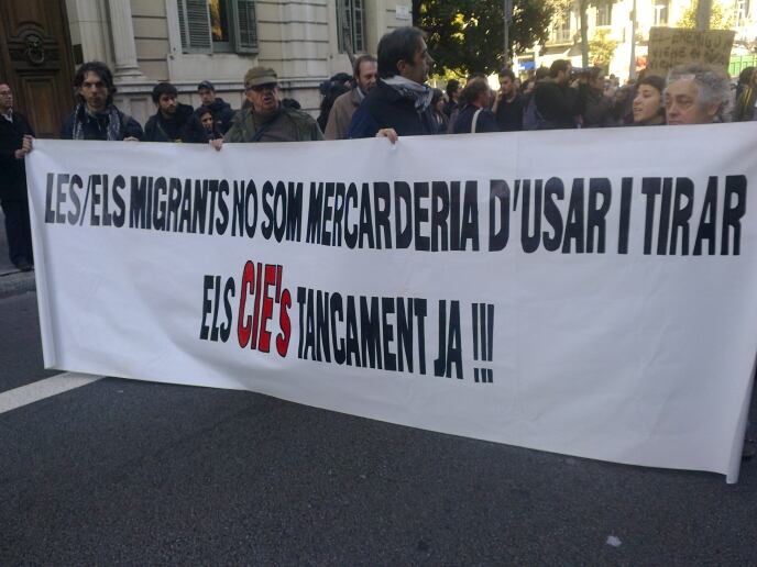 Manifestació per reclamar el tancament dels CIEs