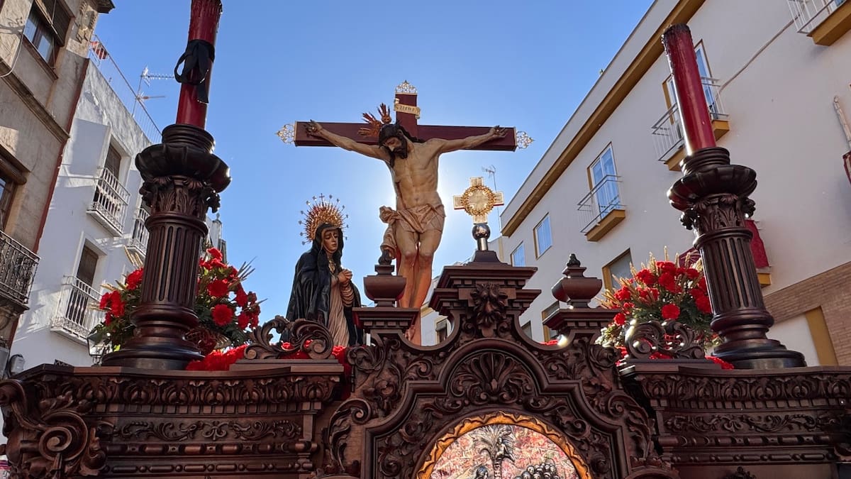 El Jueves Santo llena Córdoba de solemnidad y recogimiento