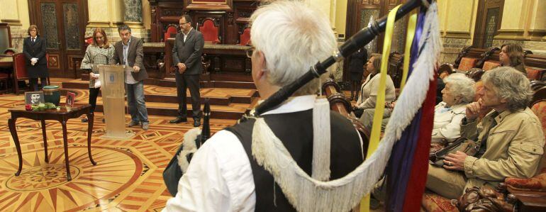 Homenaje a María Teresa Alvajar