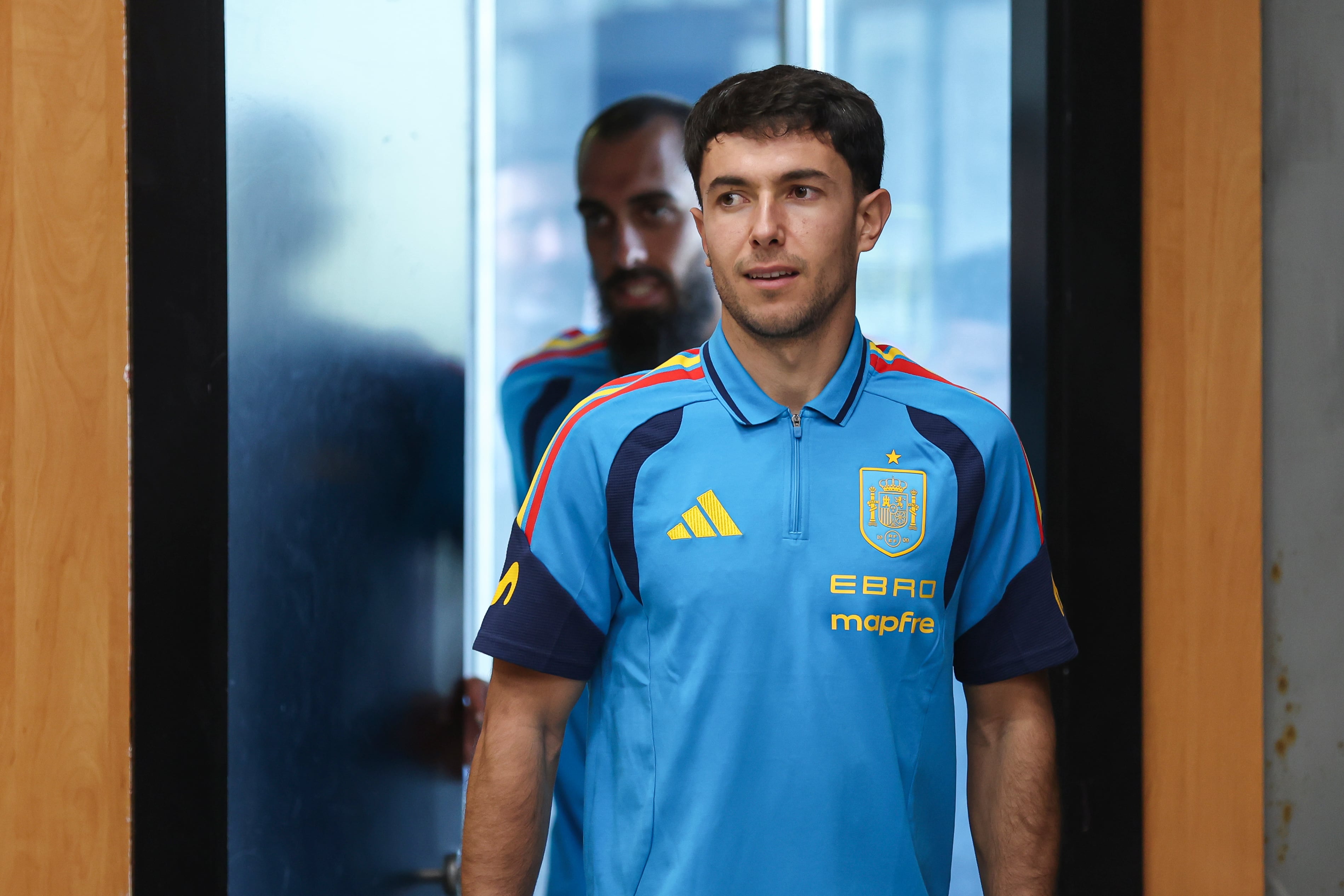 Martín Zubimendi antes de comenzar una rueda de prensa de la selección