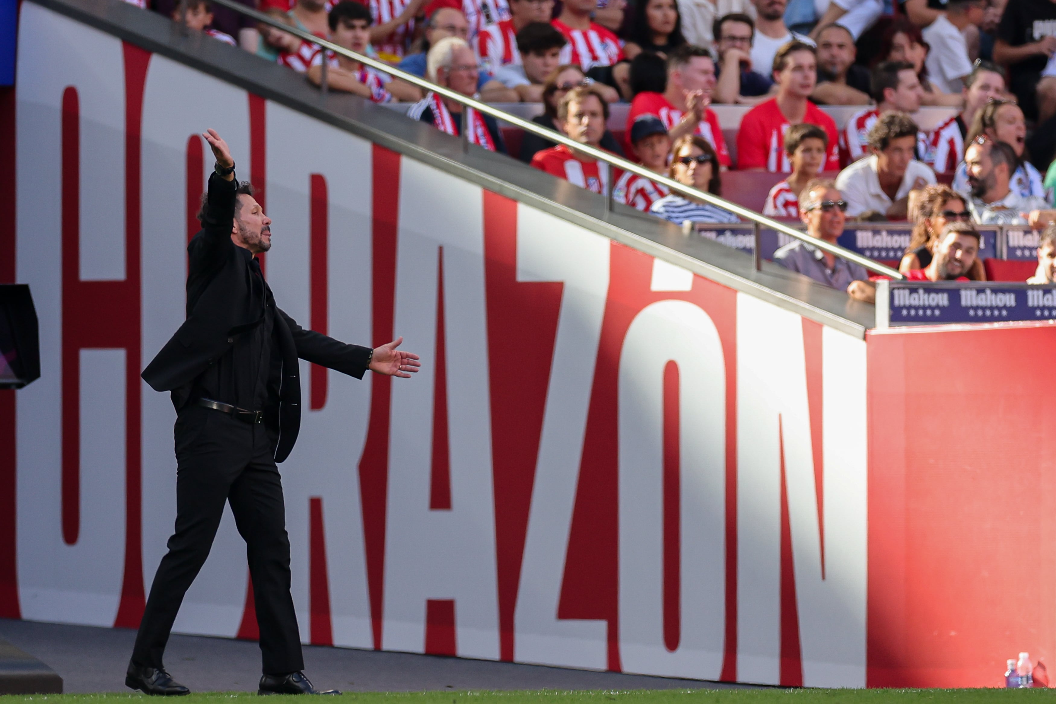 Diego Simeone, durante el partido entre Atlético de Madrid y Real Sociedad. (Florencia Tan Jun/Getty Images)