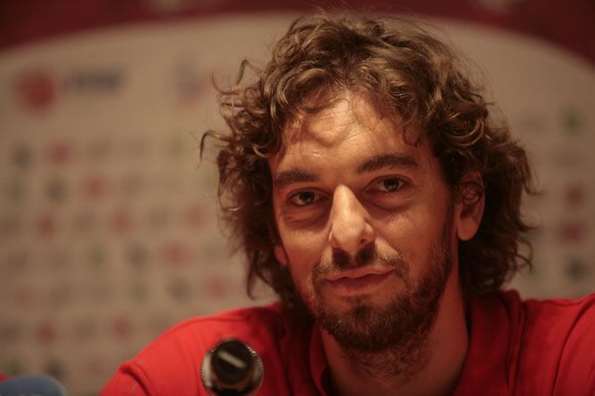 Pau Gasol deberá tener especial cuidado con su dedo frente a la defensa serbia