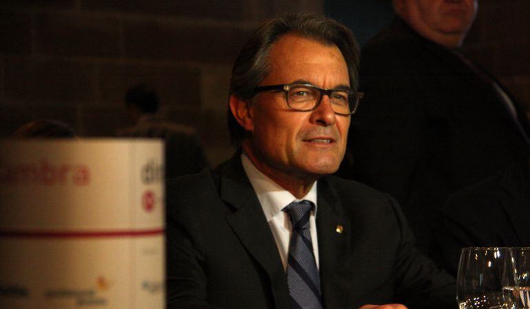 Mas garanteix als empresaris que el procés &quot;no afecta l&#039;economia&quot; i que si hi ha independència &quot;no s&#039;enfonsarà res&quot;