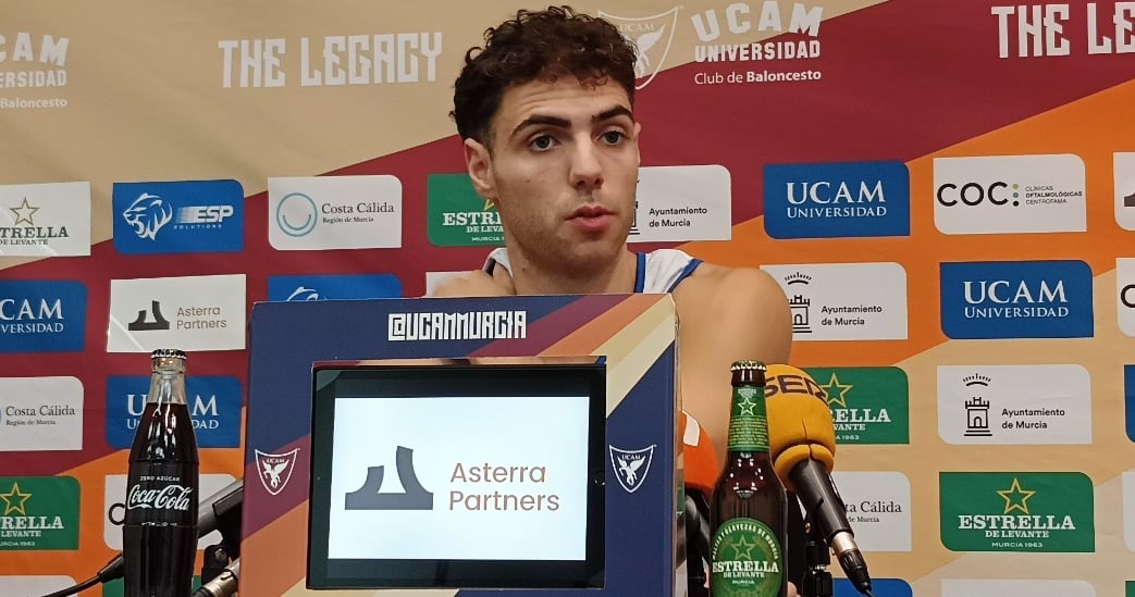 Dani García en la sala de prensa del Palacio