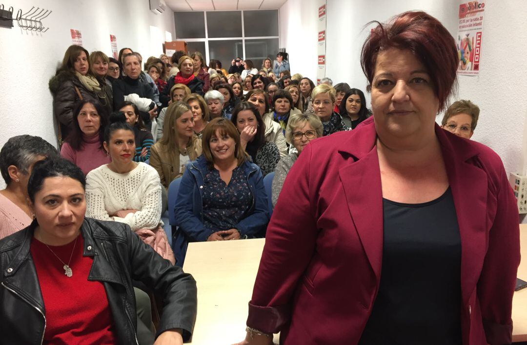 Cientos de trabajadoras han mantenido una reunión en la sede de CCOO en Jaén