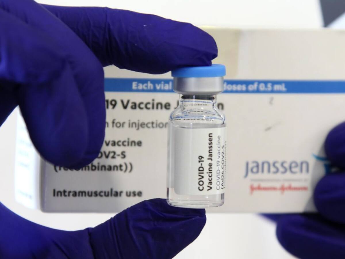 La Junta vacuna en el medio rural a los nacidos en 1952 y 1953 mediante cita previa