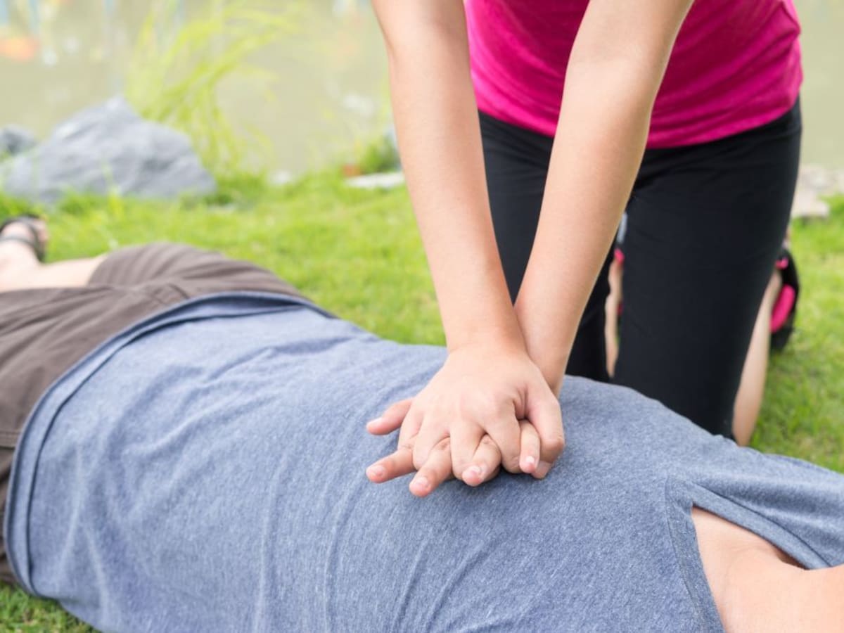 La lista de reproducción perfecta para practicar una reanimación cardiopulmonar