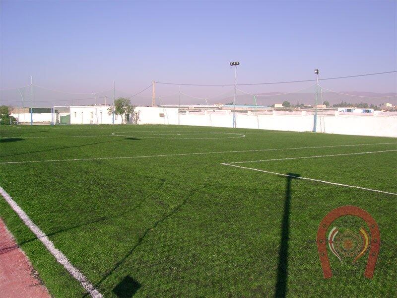 El campo preparado para las clases de fútbol.