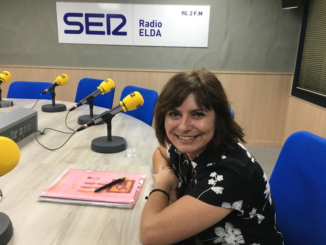 Rosa Vidal, concejala de cultura en Radio Elda Cadena SER