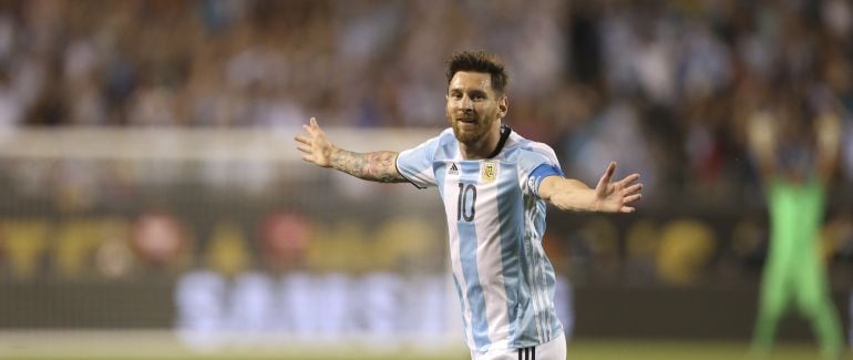 Leo Messi celebrando un gol con Argentina