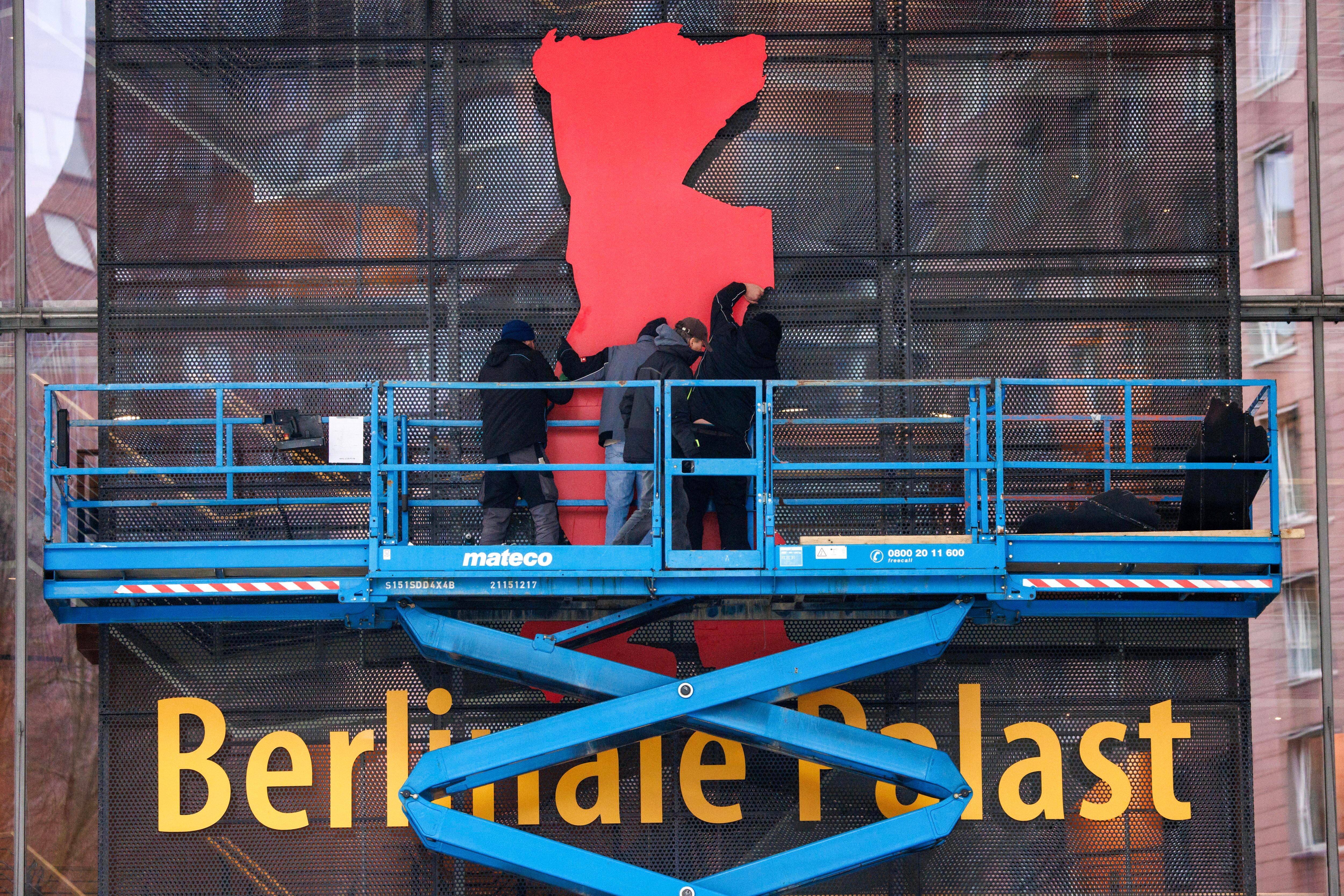 Trabajadores en la Berlinale EFE/EPA/CLEMENS BILAN