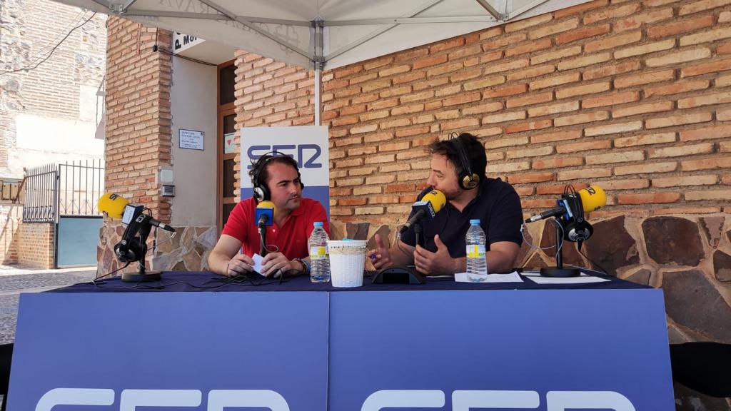 Manuel Torres, alcalde de Moral de Calatrava, junto a Agustín Cacho, director del programa Hoy por Hoy Ciudad Real y provincia