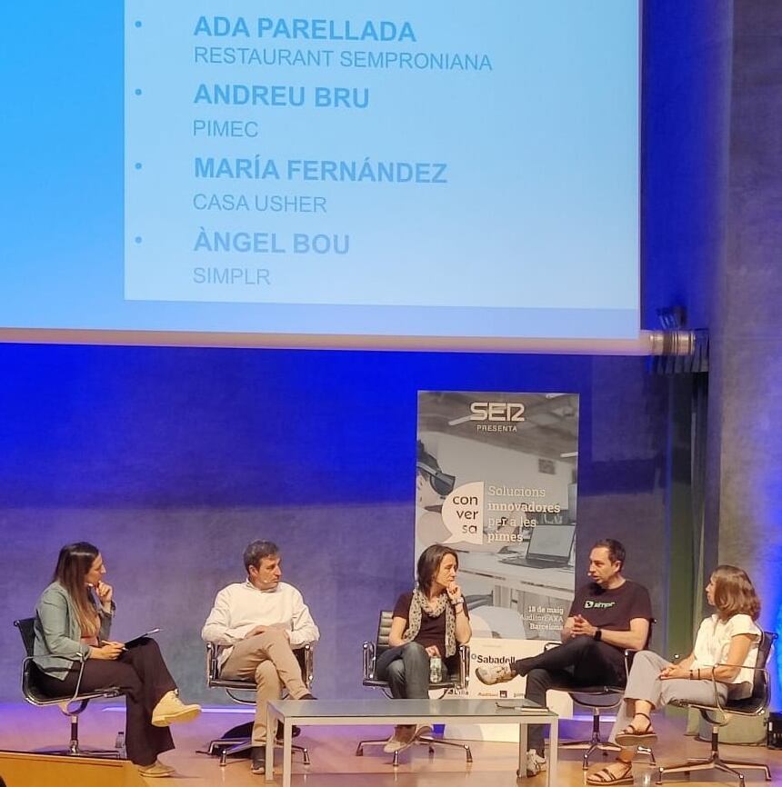 Taula d'experiències a SER Conversa