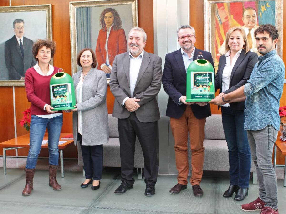 Ibiza triplicó la media nacional de reciclaje de envases de vidrio en 2018