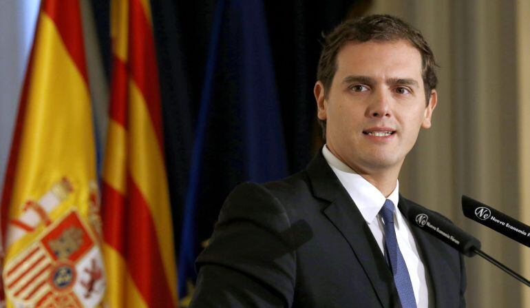 El presidente de Ciudadanos, Albert Rivera, durante la presentación de la candidata a la presidencia de la Generalitat de la formación, Inés Arrimadas