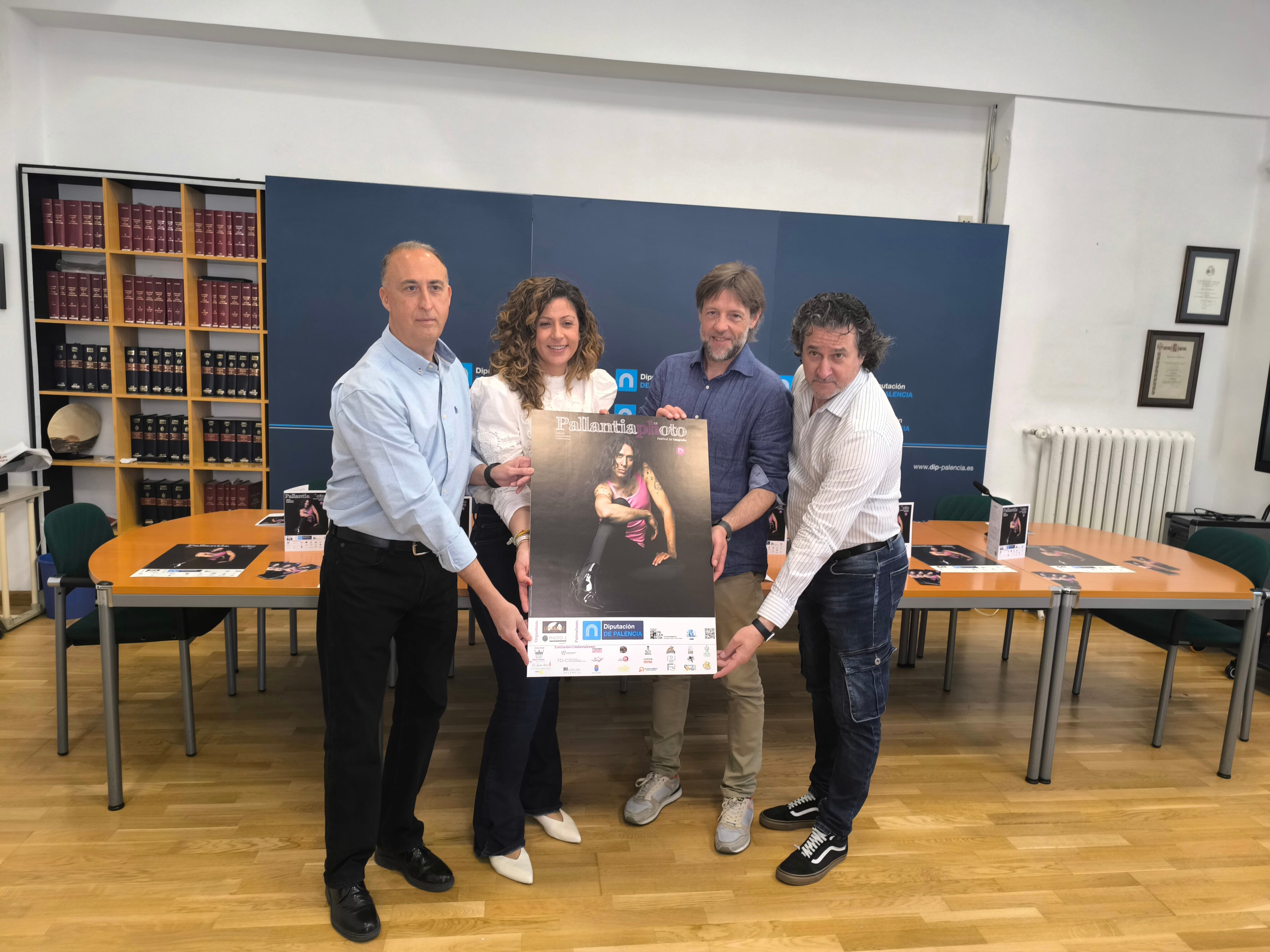 Presentación de la 12 Pallantiaphoto