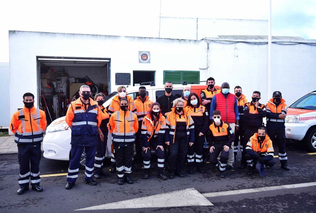 San Bartolomé hace entrega de un vehículo a Protección Civil en el Día del Voluntariado.