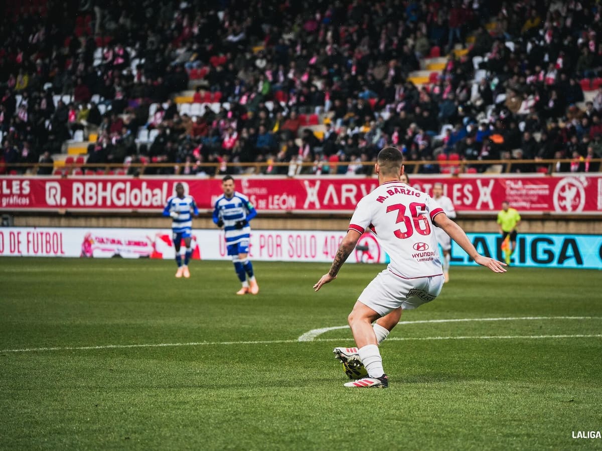 Barzic estará contra el Racing de Santander