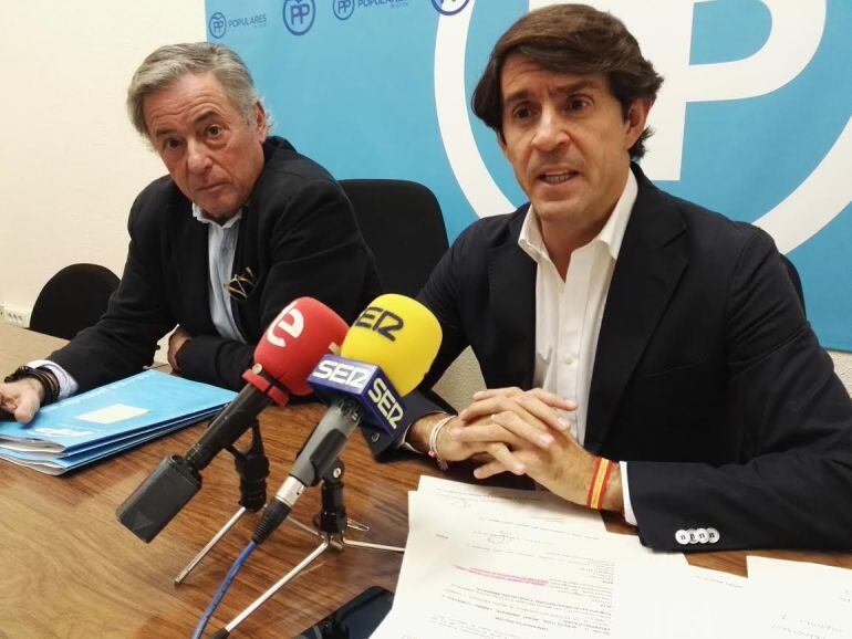 José Salas y Juan de Dios Navarro, diputados autonómicos del PP