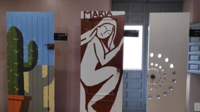 Exposición 'Puertas', ubicada en el Palacio El Portalet