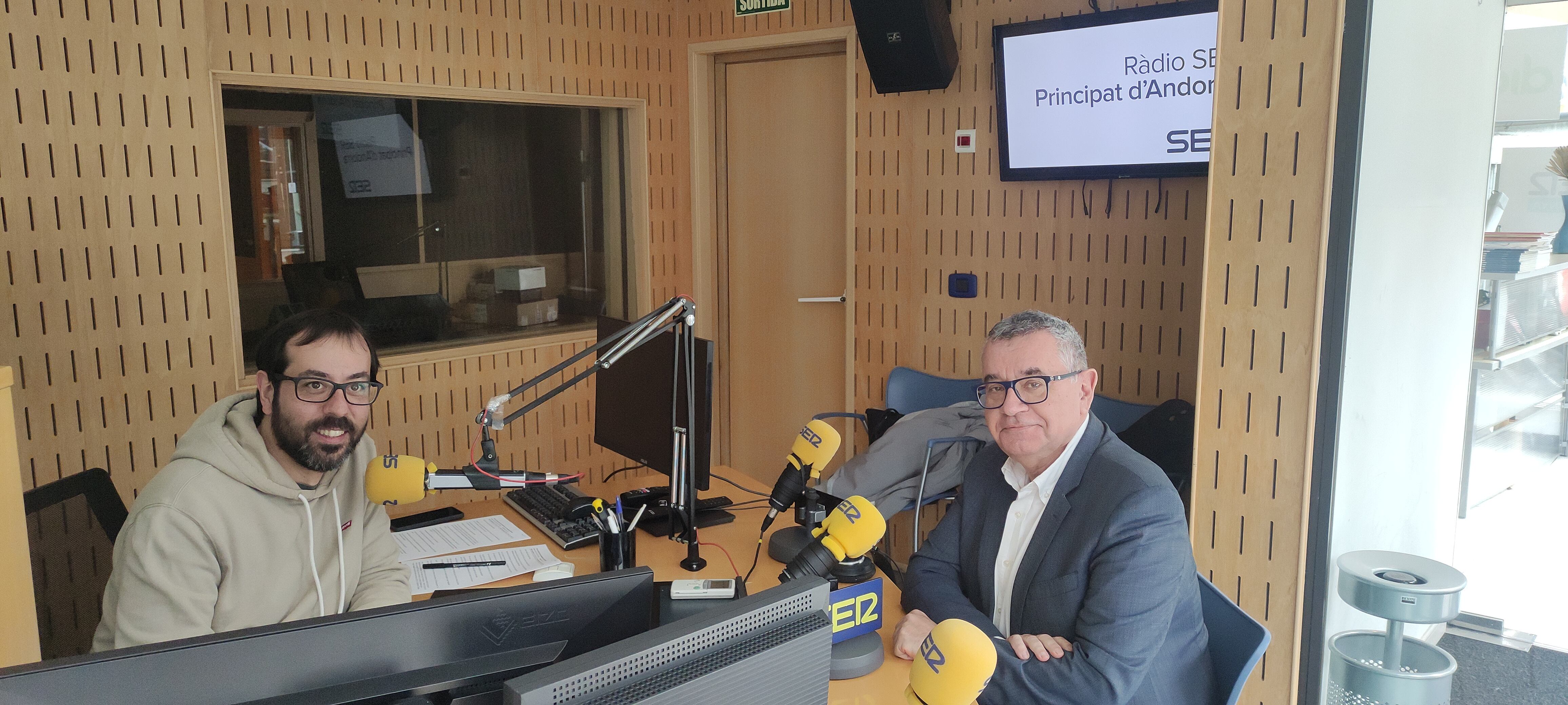 El director general de FEDA, Albert Moles, durant l'entrevista a SER Empresaris.