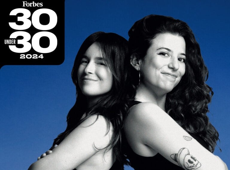 Belén Hinojar y Carmen Huidobro, fundadoras de Climabar, en el cartel de Forbes 30 under 30