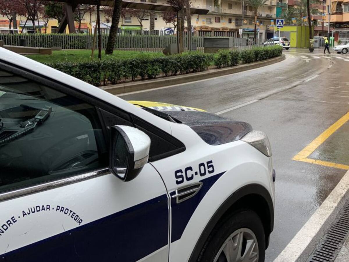 La Vuelta Ciclista Femenina a la Comunitat y la cabalgata de Fallas afectan al tráfico de Gandia