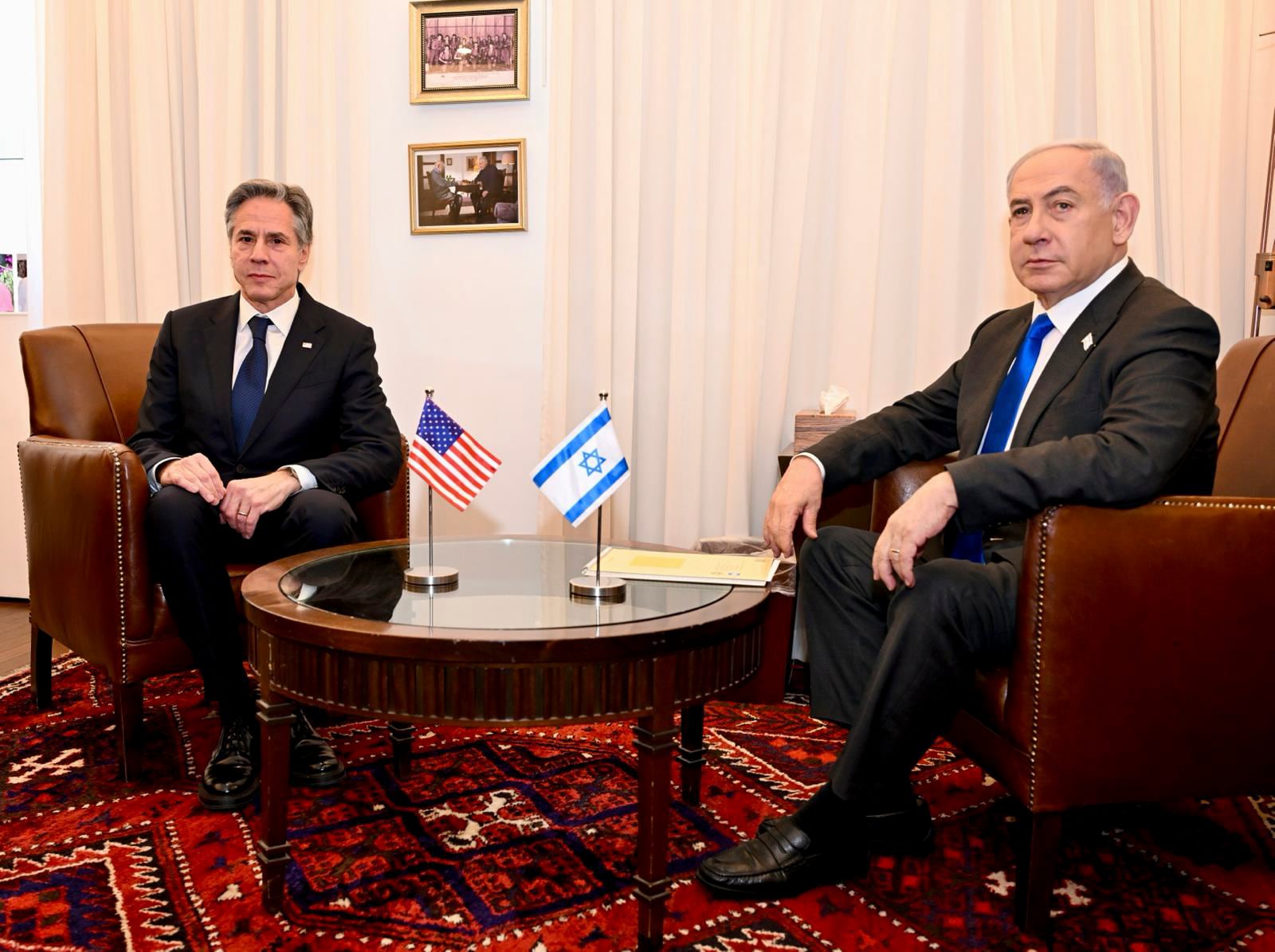 El secretario de Estado de EEUU, Antony Blinken, y el primer ministro israelí Benjamín Netanyahu, durante su reunión en Jerusalén