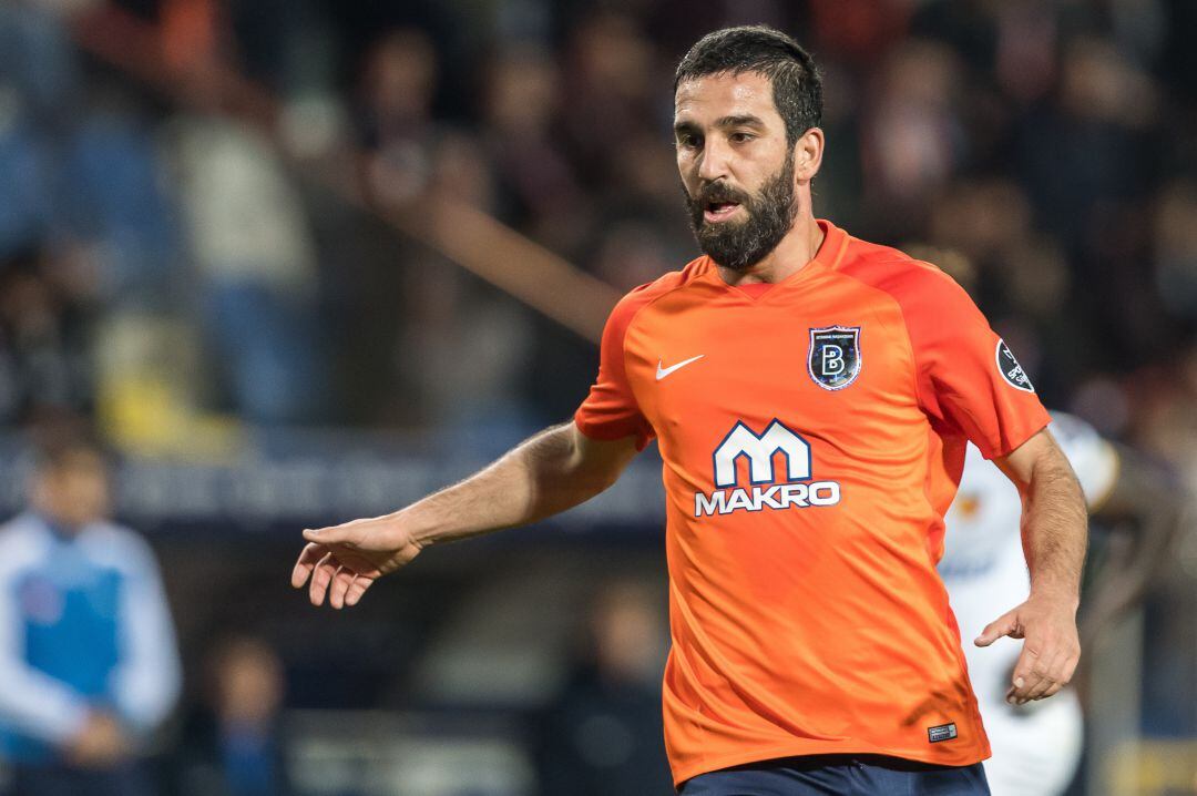 Arda Turan, durante un partido de la liga turca con el Basaksehir. 