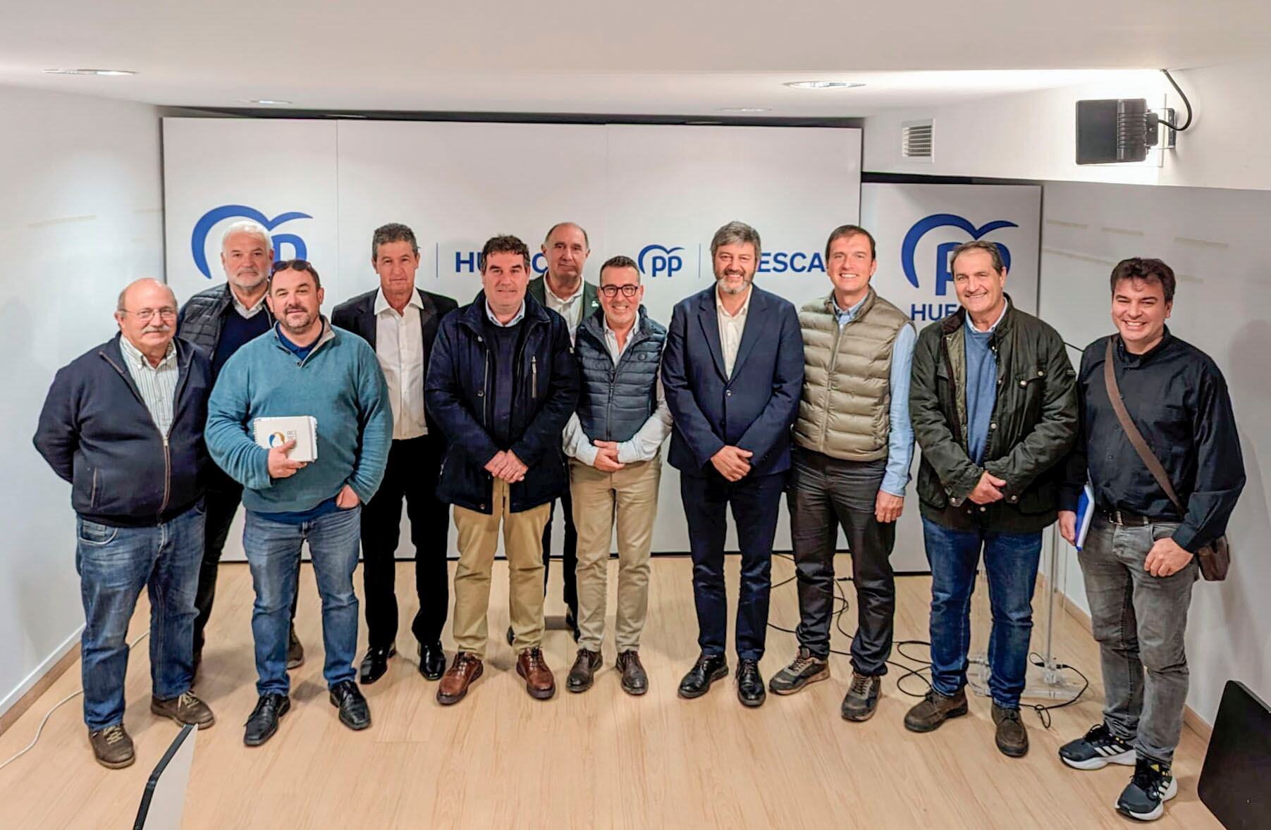 Representantes agrarios junto a componentes del PP en la provincia