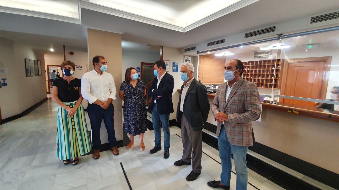 Visita do conselleiro de Turismo Román Rodríguez ao Hotel Villa Covelo de Poio