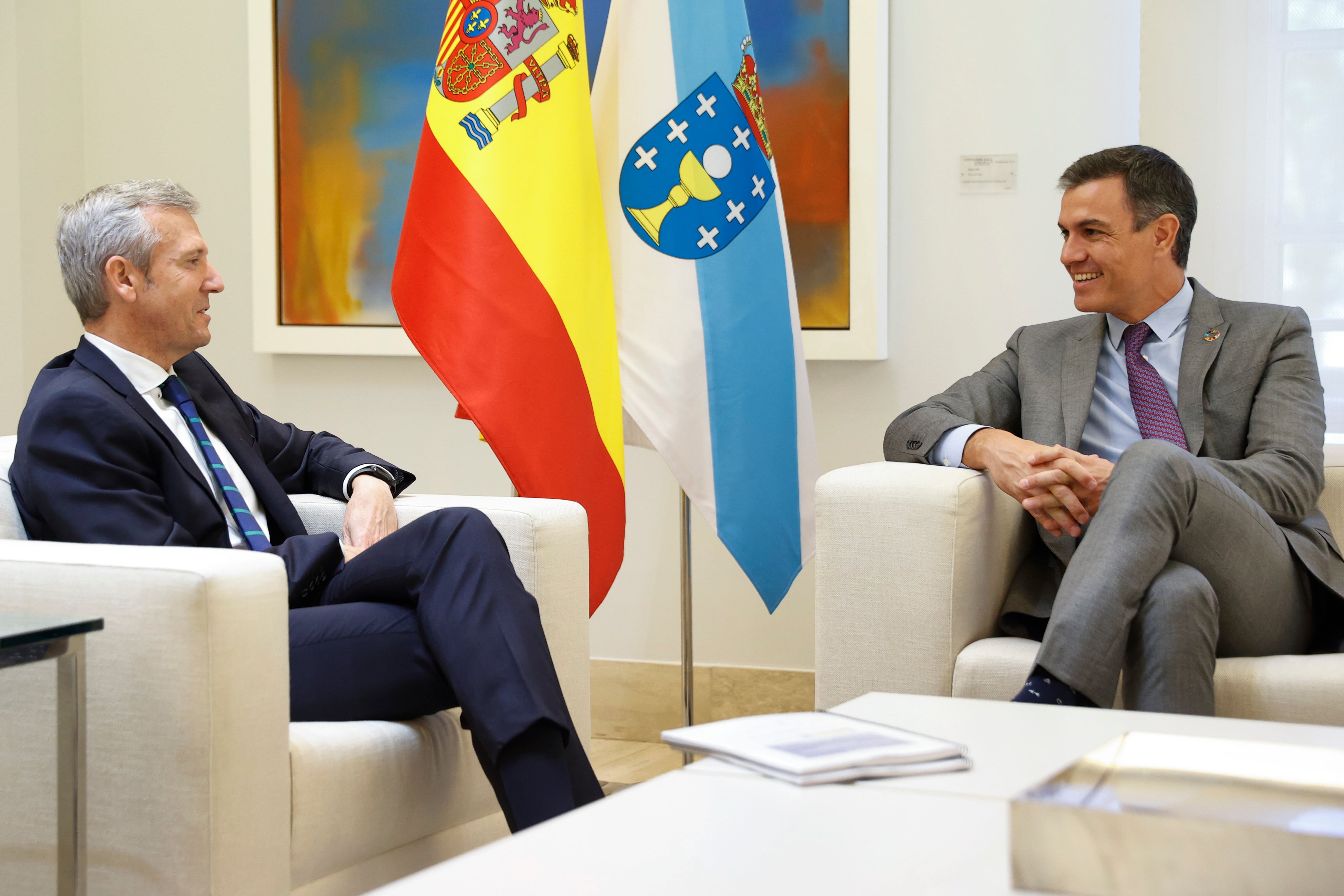 Imagen de archivo de la primera reunión mantenida entre Alfonso Rueda y Pedro Sánchez en 2022EFE/ Chema Moya