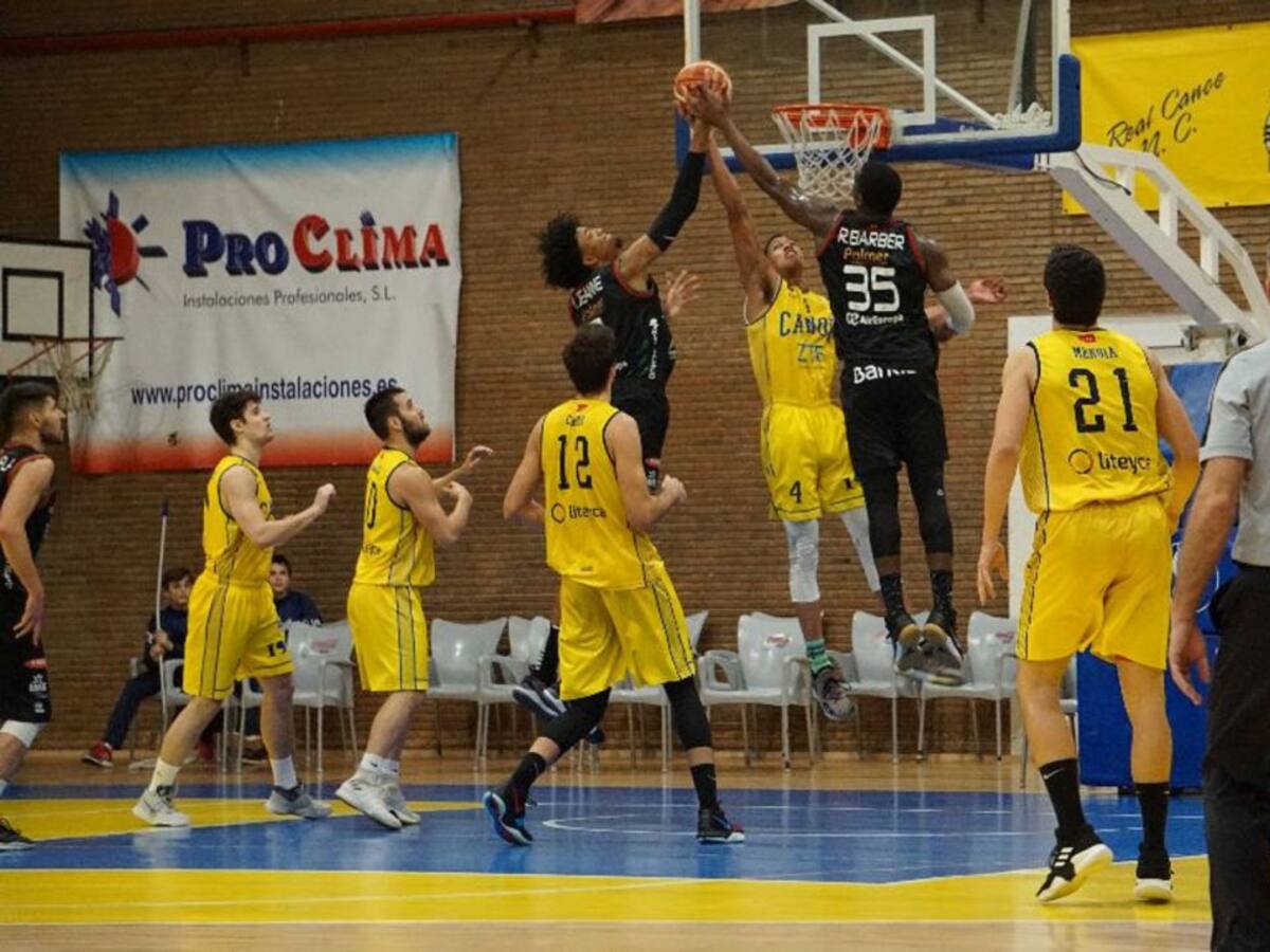 Victoria para dar tranquilidad al Iberojet Palma