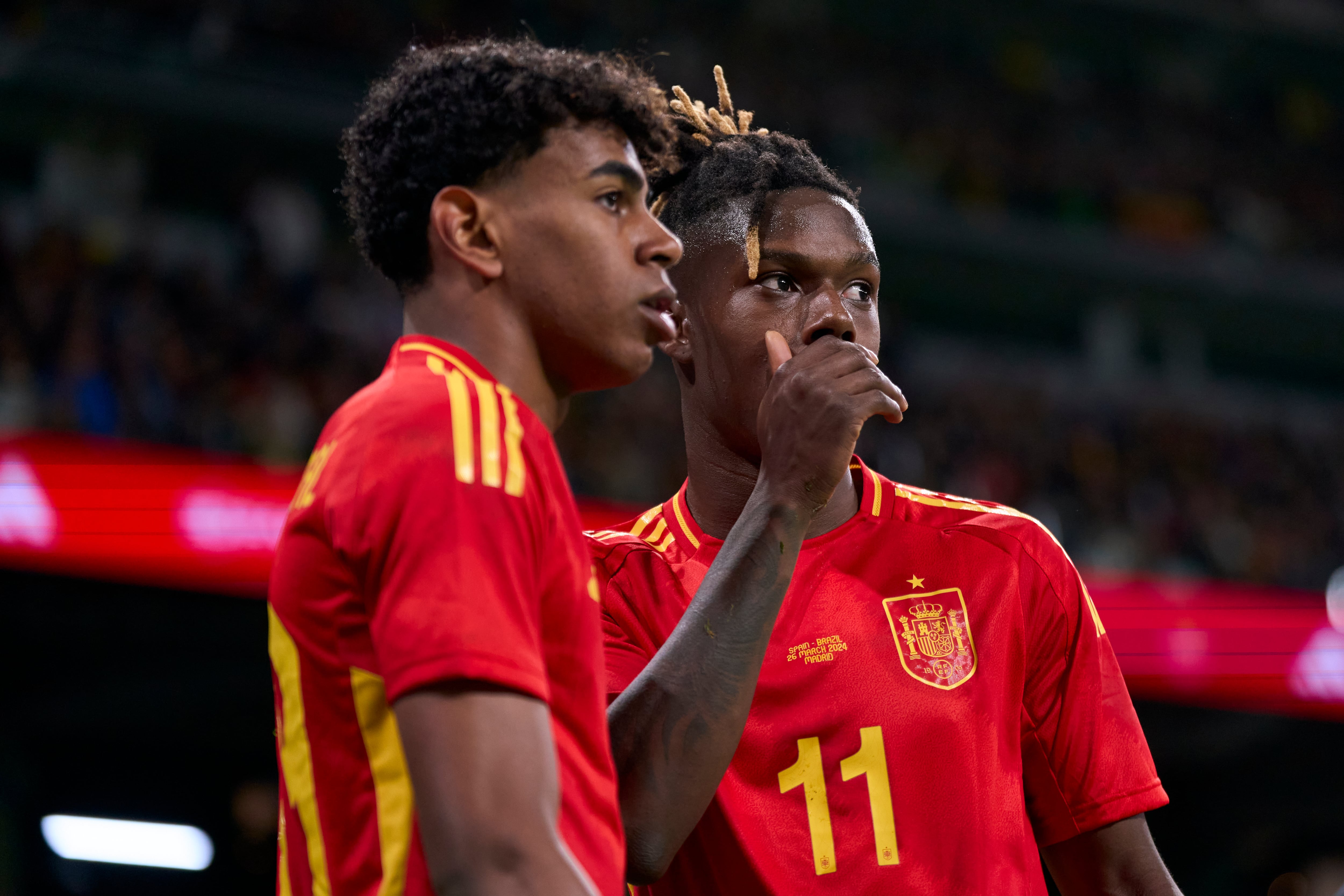 Lamine Yamal y Nico Williams, durante un partido con la Selección Española