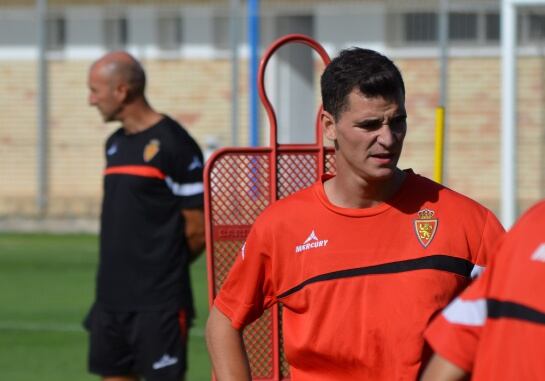 Sergio Buenacasa en su primer entrenamiento con el Real Zaragoza, tras su regreso al equipo
