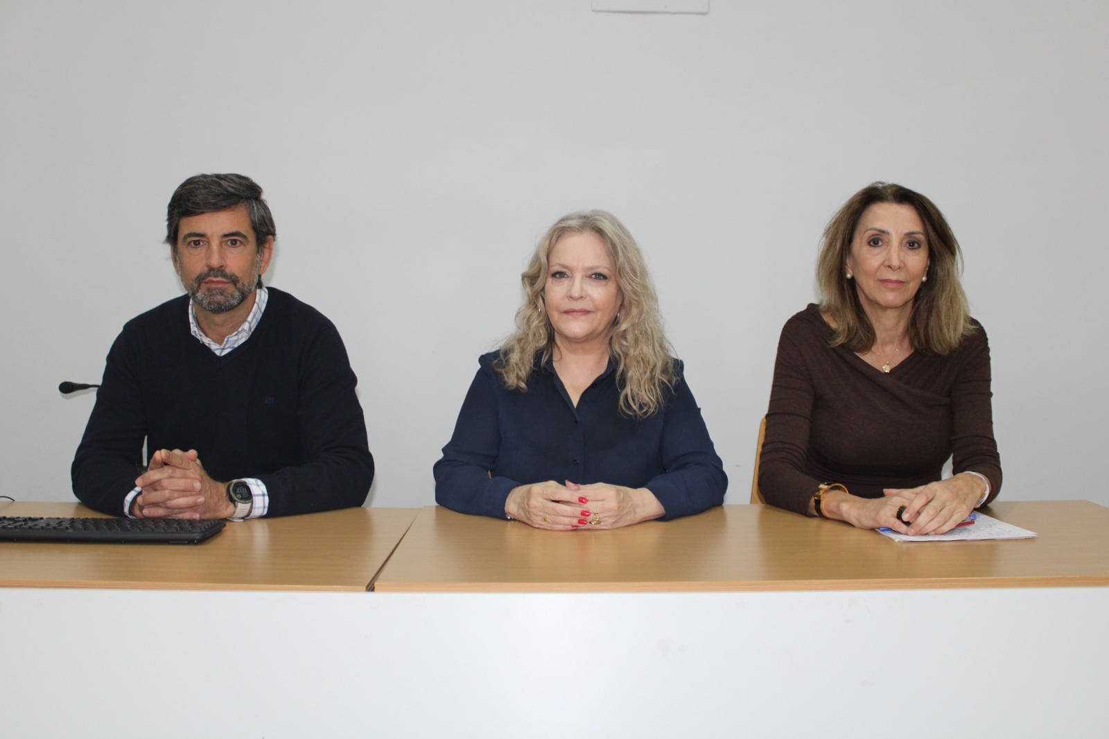 La Dra. Ana Arbaizar presenta su candidatura al al Ilustre Colegio Oficial de Médicos de Valencia