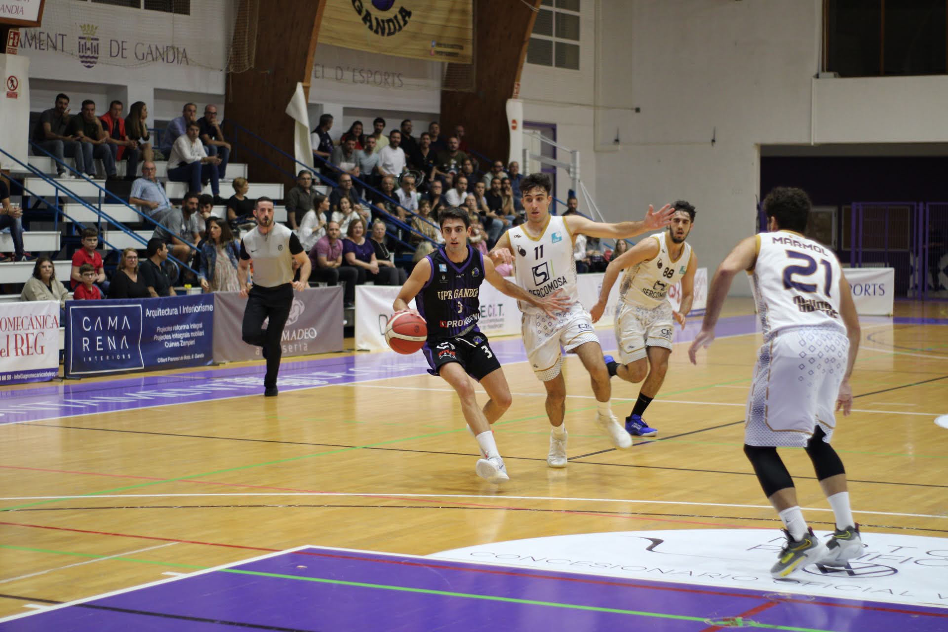 Joan Hernández en un momento del partido frente a Molina Basket