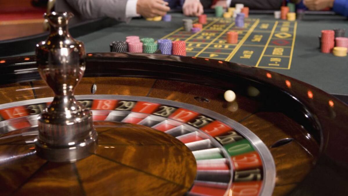 Barcelona prohibeix obrir nous locals de joc i apostes per evitar addiccions