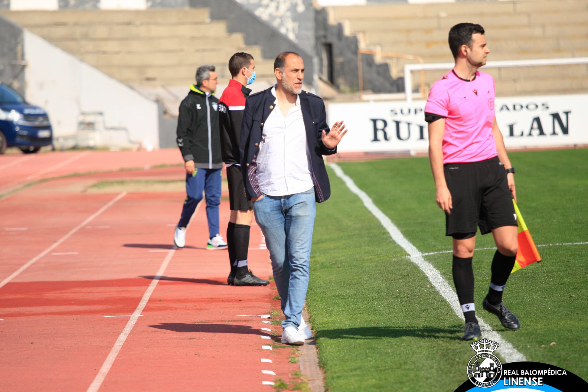 Romerito en el banquillo del Municipal