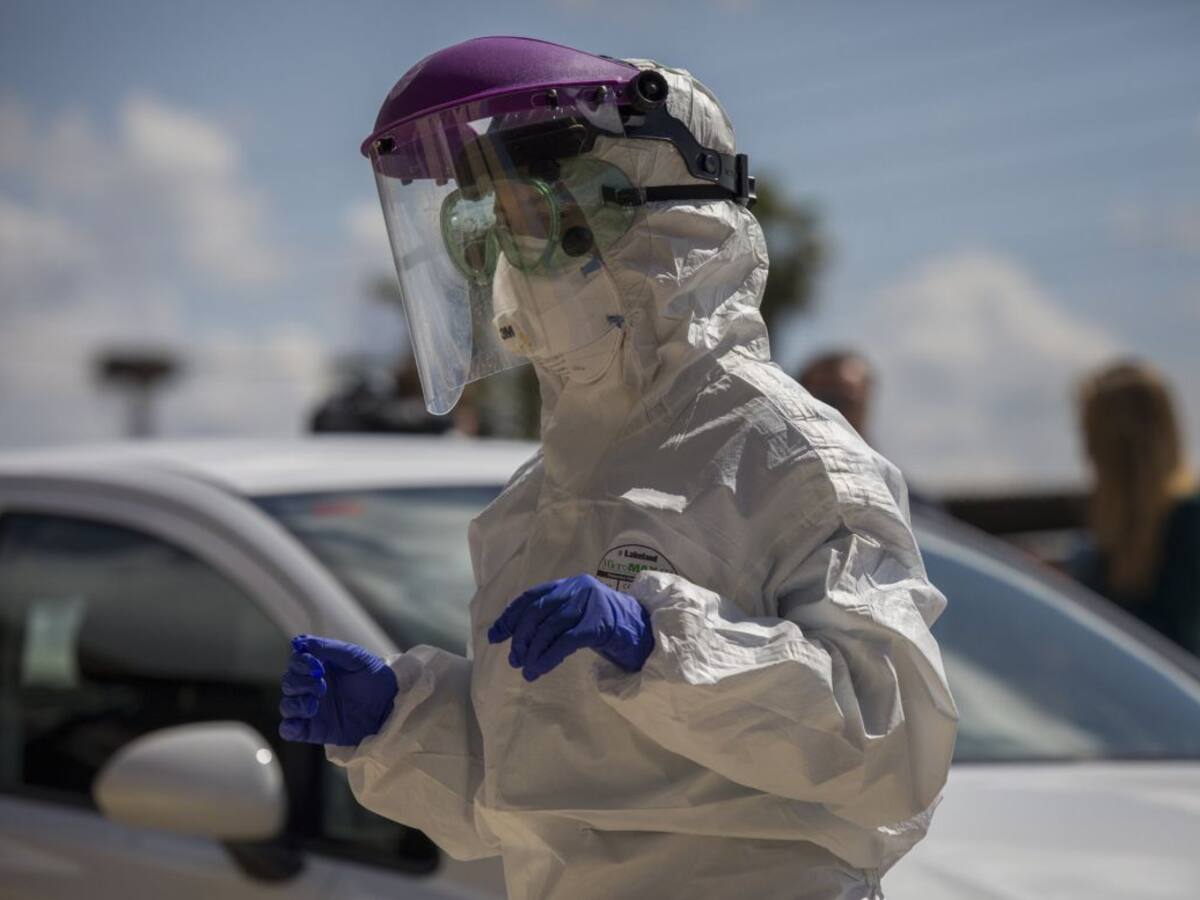 Sevilla bate de nuevo su récord con 1.220 contagios más en 24 horas