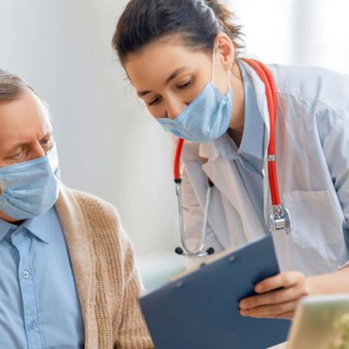 De las mascarillas al teletrabajo: así es el plan de Sanidad frente a la gripe en Canarias