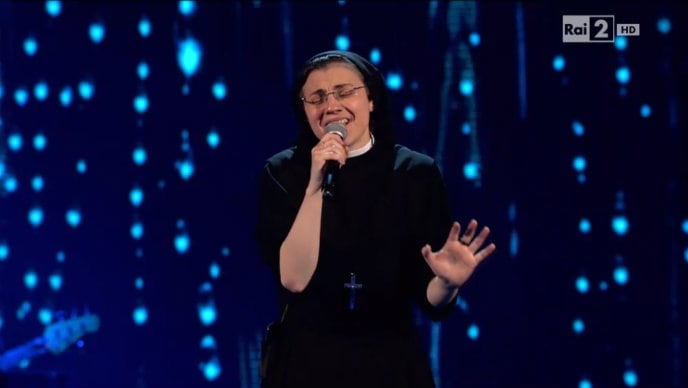 Sor Cristina Scuccia interpreta &#039;Sally&#039; en &#039;La voz Italia&#039;