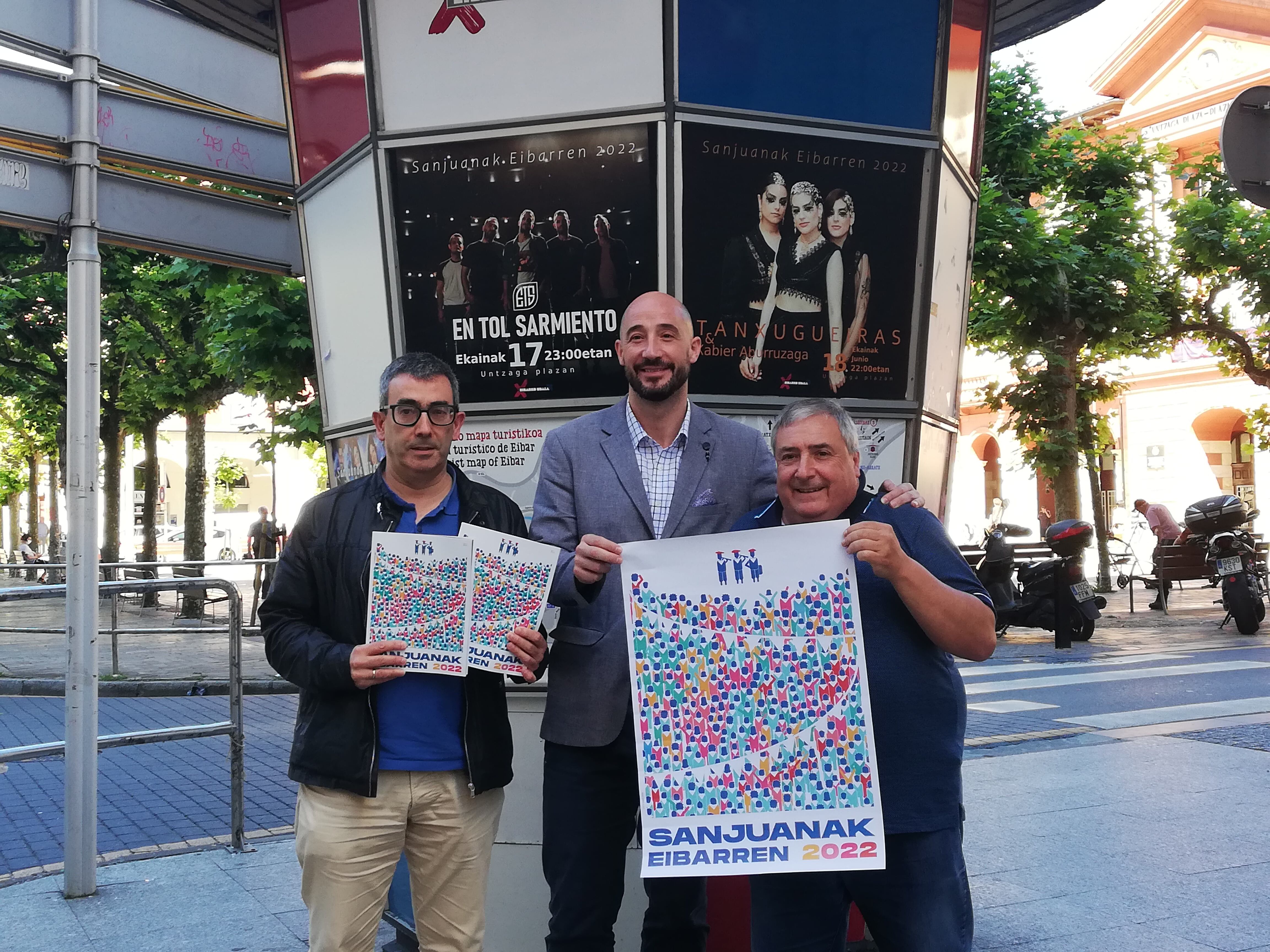 En la presentación participaron el técnico de cultura, José Luis Gonzalez; el alcalde, Jon Iraola y el concejal de cultura, Patxi Lejardi