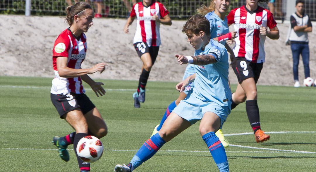 El Athletic Club pierde ante el Atlético de Madrid en el partido correspondiente a la tercera jornada de Liga Iberdrola