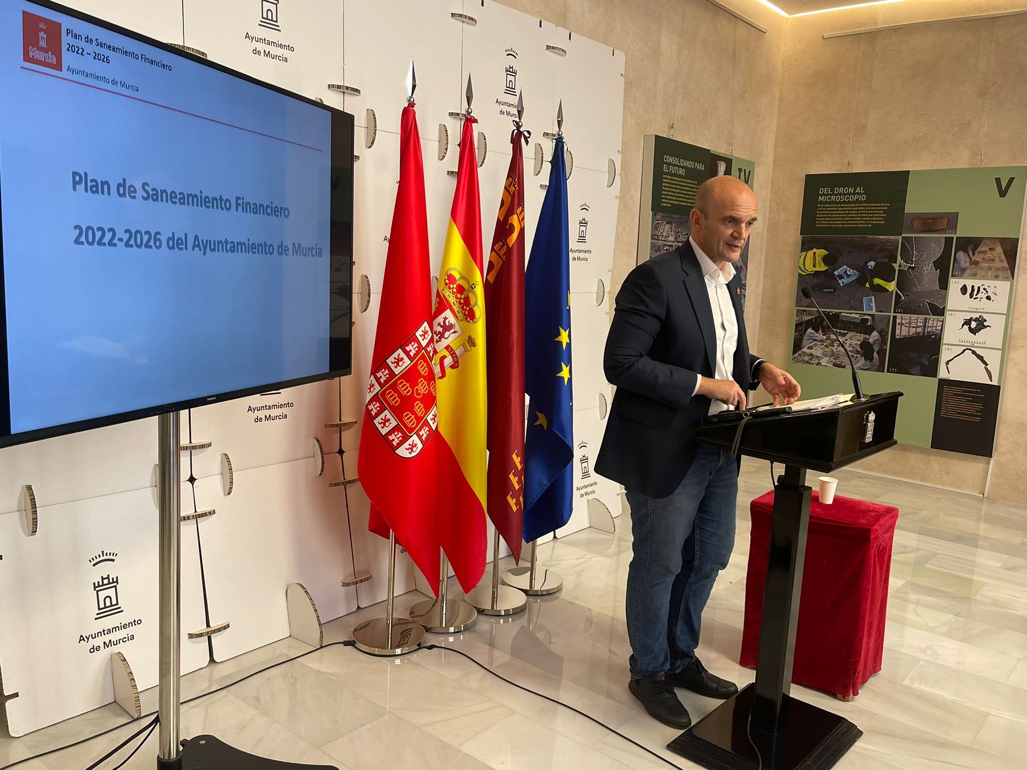 El concejal Enrique Lorca presenta el Plan de Saneamiento Financiero del Ayuntamiento de Murcia 2022-2026