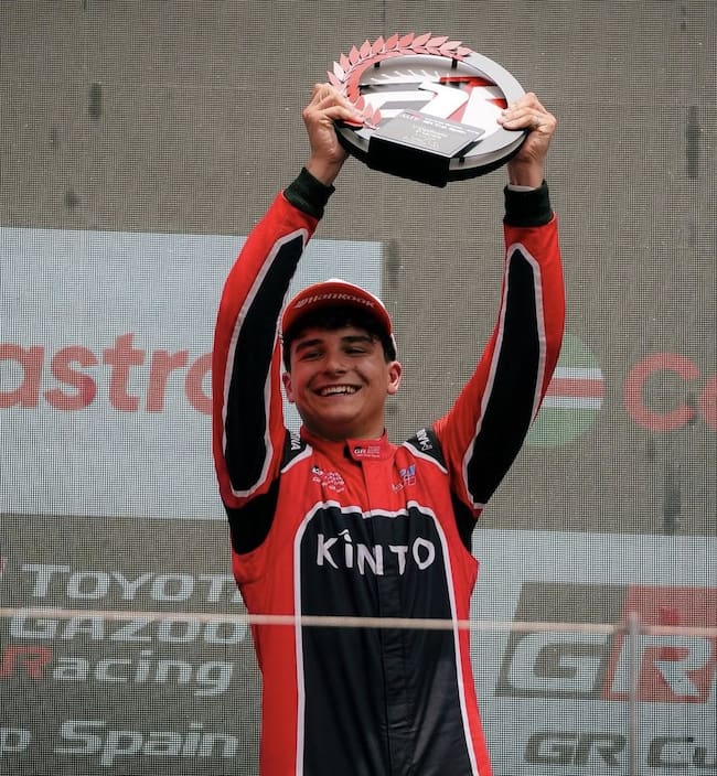 Sandro Pérez ya sabe lo que es ganar en coches