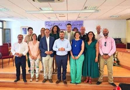 La nueva corporación municipal de Peal de Becerro al completo